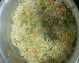 A picture of step 9 of Egg fried rice.
