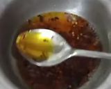 A picture of step 5 of Red Chilli oil.