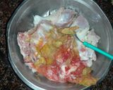 Foto del paso 3 de la receta: Pollo a la mostaza con pimentón y azafrán