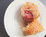 Une image de l'étape 2 de Gâteau yaourt, biscuits roses de Reims, framboises fraîches.