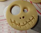 Une image de l'étape 5 de 💀 Sablés Skelleton (Halloween).