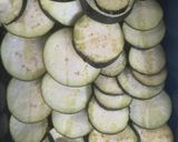 Foto del paso 1 de la receta: Berenjenas gratinadas 🍆🍆