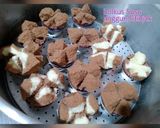 Foto langkah ke 10 dari resep Bolu kukus mekar susu part 1.
