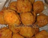 A picture of step 4 of Potato balls Recipe By RuNas kitchen.
