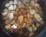 Foto del paso 1 de la receta: Bife de entrecot con papines salteados