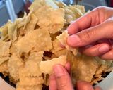 Foto langkah ke 7 dari resep Keripik Bawang Renyah.