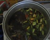 Foto langkah ke 4 dari resep Rawon Daging Labu Siam.