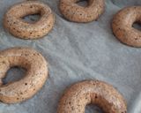 Foto del paso 3 de la receta: Mini rosquillas de pan integral