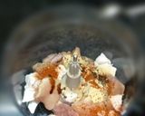 A picture of step 1 of Handmade Chicken sausage.