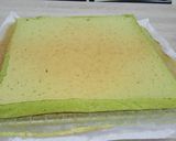 Foto langkah ke 4 dari resep Matcha Cream Cheese Rollcake.