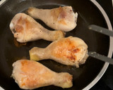 Foto del paso 1 de la receta: Muslos de pollo al ajillo 🍗🍗