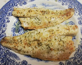 Foto del paso 3 de la receta: Lubina a la plancha con hierbas aromáticas 🌿