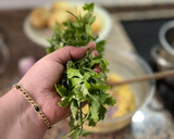 Foto del paso 3 de la receta: Donut salado 🫒 🥔 🧅 🍀