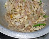 A picture of step 1 of Methi Malai Matar.