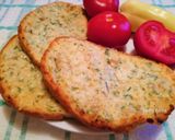 A legfinomabb sajtos - vajas fokhagymakrém  melegszendvicsre - szendvicsre recept fázis 4 fotója