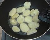 Foto langkah ke 2 dari resep Perkedel Kentang Krenyes.