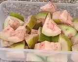 A picture of step 2 of Guava chaat.