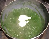 A picture of step 4 of Garlic spinach or Lehsuni Palak.