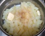 Foto del paso 4 de la receta: Filet de merluza a la crema con puré 🐟