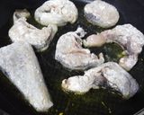 Foto del paso 1 de la receta: Merluza con col