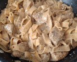 Foto del paso 8 de la receta: Pasta cremosa con Solomillo de Pavo🍖🍄‍🟫🍝