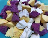 Foto langkah ke 1 dari resep Kolak Ubi Ungu Aneka Rasa.