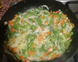 Foto del paso 2 de la receta: Salteado de judías verdes con col