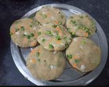 A picture of step 4 of Vegetable Aloo Tikki Burger.