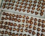 Foto langkah ke 3 dari resep Cookies Coklat mede.