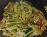 Foto langkah ke 3 dari resep Acar kuning.