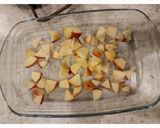 A picture of step 1 of Apple crumble.