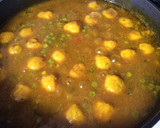 Foto del paso 3 de la receta: Albóndigas jardinera a la cerveza con papas🍺🍲