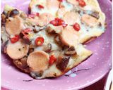 Foto langkah ke 4 dari resep Pizza Mini Vegetarian.