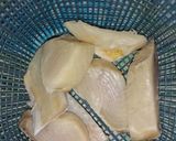 Foto langkah ke 1 dari resep Tumis ikan asin jambal.