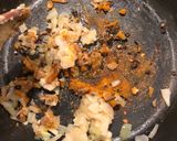 A picture of step 4 of Chicken Aloo Gobi.