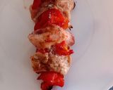 Foto del paso 1 de la receta: Canasta de papa y Mozzarella al horno con Brochette de pollo
