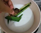 Foto langkah ke 2 dari resep Kopi Santan Rempah.