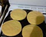 Foto del paso 3 de la receta: Arepas venezolanas ricas y rápidas #4
