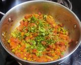 हिवाळा स्पेशल मिक्स भाजी (Winter Special Mix Bhaji Recipe In Marathi) रेसिपी स्टेप 5 फोटो 