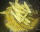 मसाला फ्रेंच फ्राइज़ (Masala French Fries recipe in Hindi) रेसिपी चरण 3 फोटो