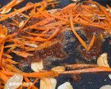 A picture of step 5 of Stir-Fried Spinach and Enoki Mushrooms with Shacha Sauce.