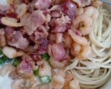Foto del paso 10 de la receta: Espagueti con camarones, tocino y brócoli, a la crema con queso