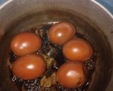 Foto langkah ke 3 dari resep Pindang Telur Teh Celup.
