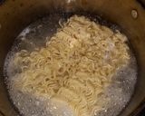 Foto langkah ke 2 dari resep Mie Geprek Kelor Instan.