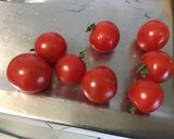 Une image de l'étape 3 de Laitue aux tomates cerises et bleu écossais.