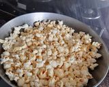 A picture of step 4 of Butter popcorn.