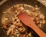 Foto del paso 2 de la receta Tortellini de queso de cabra con miel