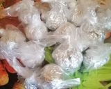 A picture of step 3 of Meat Balls.