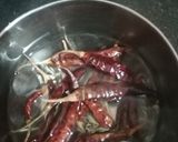 A picture of step 1 of Garlic chutney.