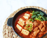 Foto langkah ke 9 dari resep Kimchi Jjigae Sup Kimchi resep asli korea.